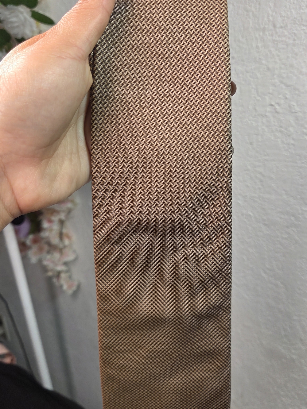 Brooks Brothers Makers Hand Made USA Fabric Woven in Italy Bronze Silk Tie